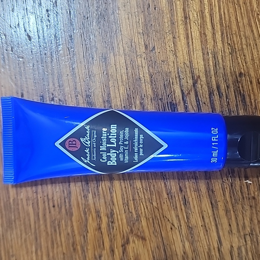 Mens NIB Jack Black Skin Care Bundle Set Plus Bonus Samples - Picture 3 of 13